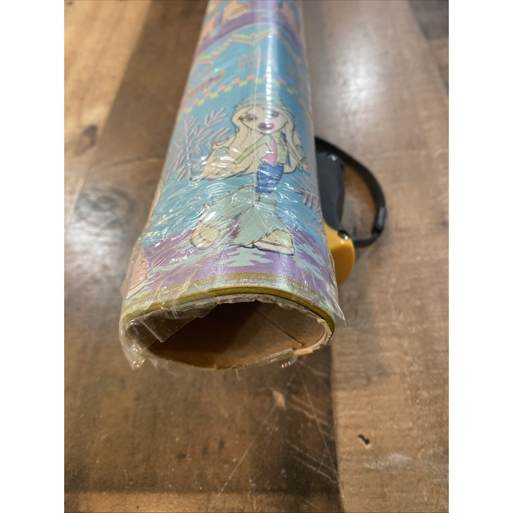 BRATZ Dolls‎ Holiday Christmas Wrapping Paper Roll 70 Sq Ft Gift Wrap Vtg ~ Read - Picture 8 of 11